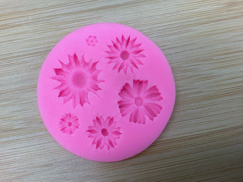 Silicone Sustainable Flower Mold (pink)